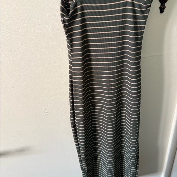 NB strappy Midi dress sea turtle green with tan lines - Picture 7 of 7